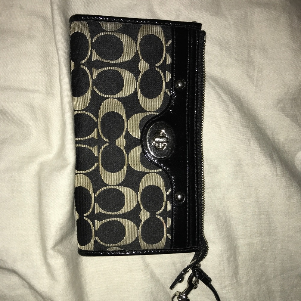 Coach wristlet