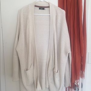 BDG Parker cardigan (cream color)