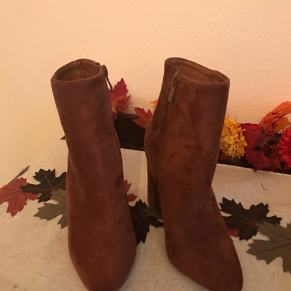 Booties - Picture 4 of 4