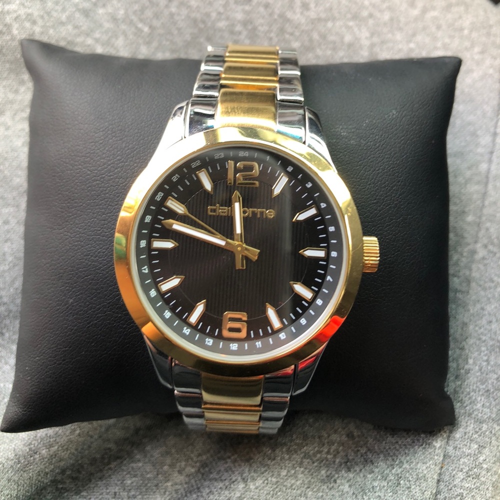 Selling my claiborne watch