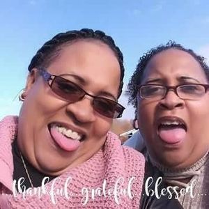 Meet your Posher, Jeannette