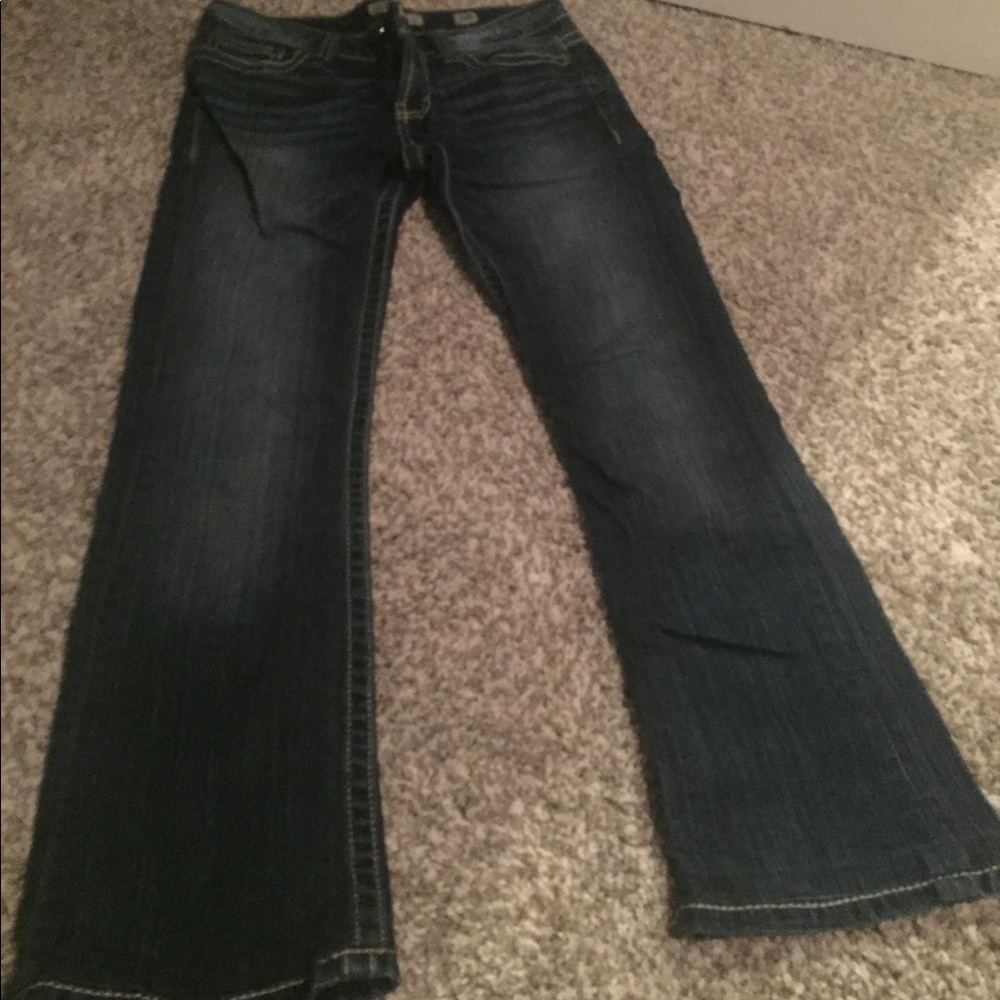 Buckle Jeans