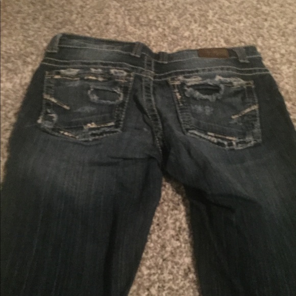 Buckle Jeans - Picture 3 of 3