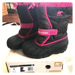 ⛄️❄️Youth Flurry Girls winter boots❄️⛄️