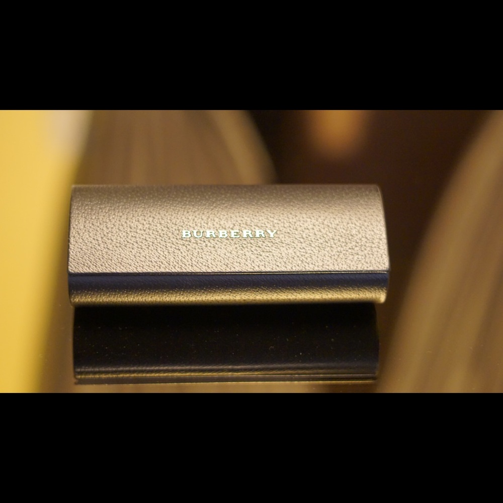 Burberry Sunglasses Case