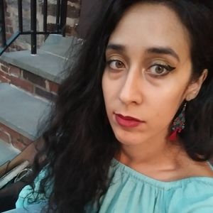 Meet your Posher, Valeria