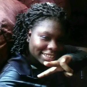 Meet your Posher, Gina