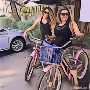 Meet your Posher, Julie