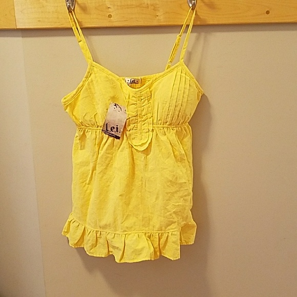 Sleeveless top - Picture 1 of 4