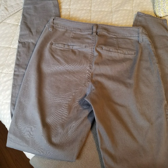 Old Navy Skinny Jeans Sz 10 Long - Picture 2 of 3