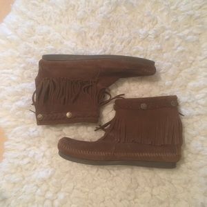 Minnetonka ankle boots!!!!