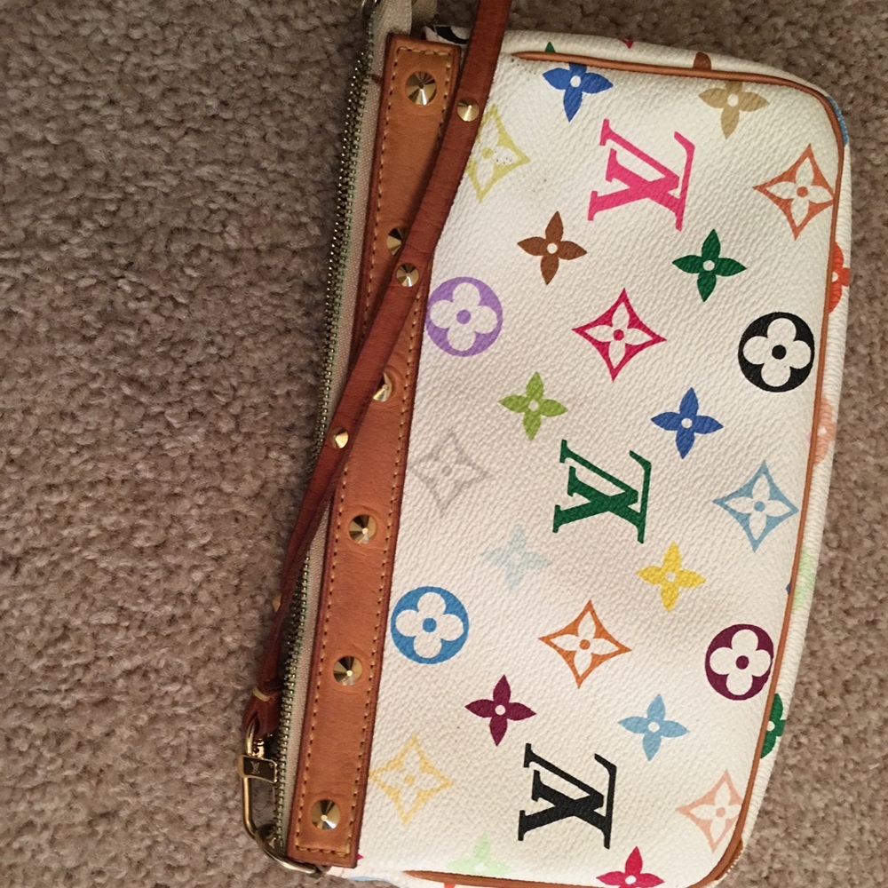 Louis Vuitton Pochette