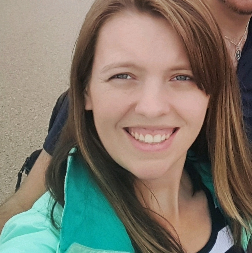 Meet your Posher, Kayla