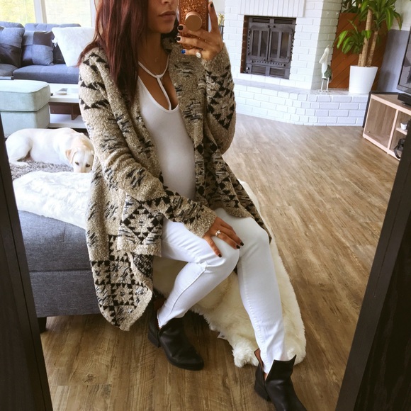 1 DAY SALE🌸Winter mocha plush cardi - Picture 5 of 5