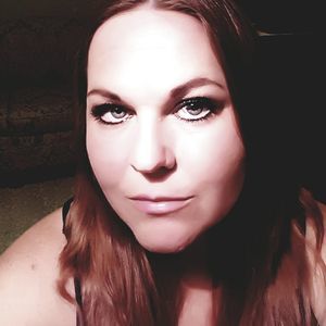 Meet your Posher, Dina