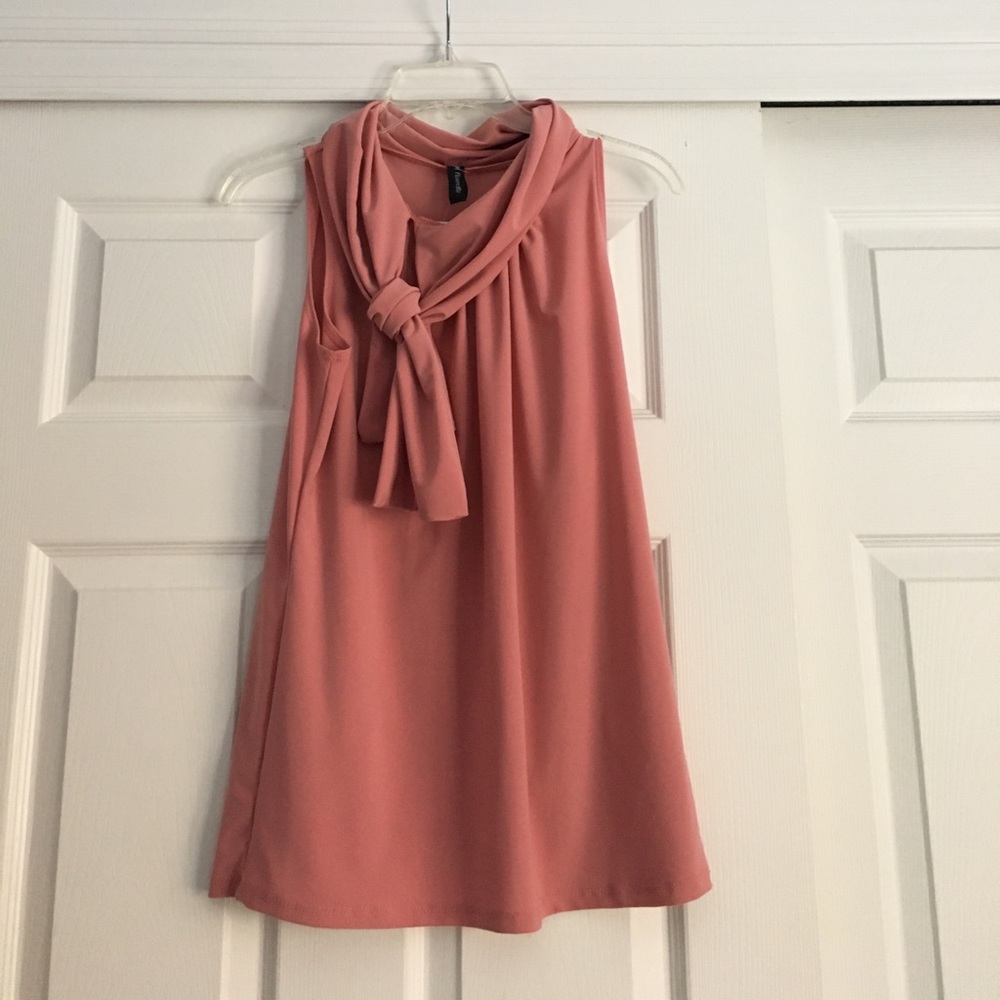 Mauve color Sleeveless top with side bow