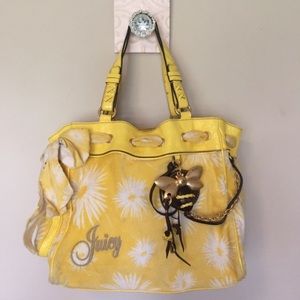 Juicy Couture Daisy Print Daydreamer