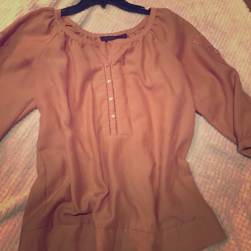 Pink blouse - Picture 2 of 2