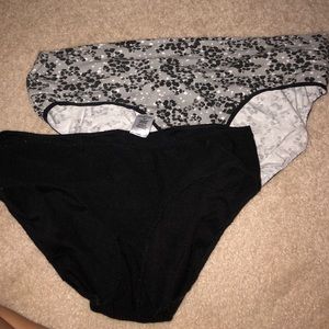 2 pairs of maternity panties
