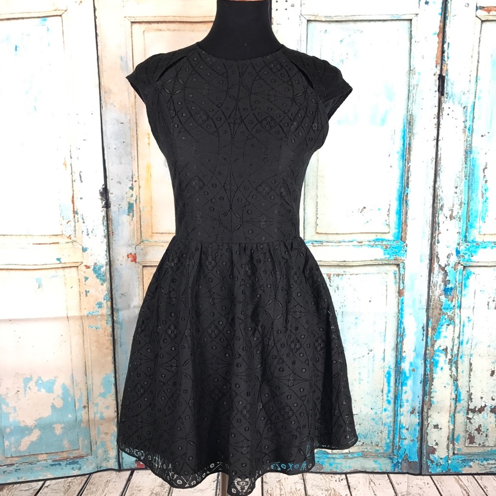 Dolce Vita Antropologie Black Lace Dress