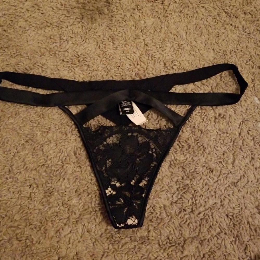 Lace cutout thong underwear new with tag