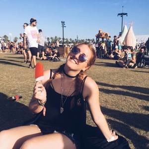 Meet your Posher, Michelle