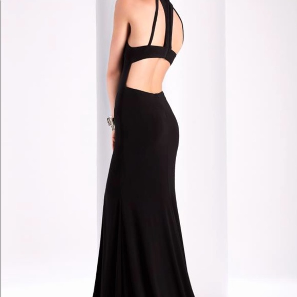 Black Evening Gown - Picture 2 of 4