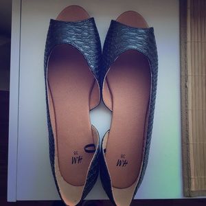 H&M Black Open Toe Flats