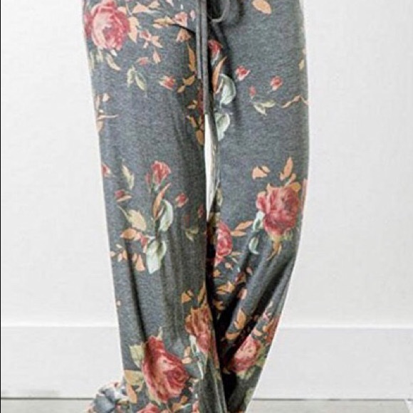 Floral sweatpants - Picture 2 of 6