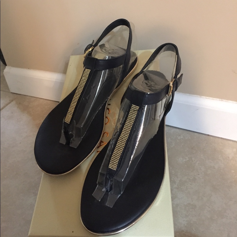Franco Sarto-Black Leather Thong Sandals -Size 7.5