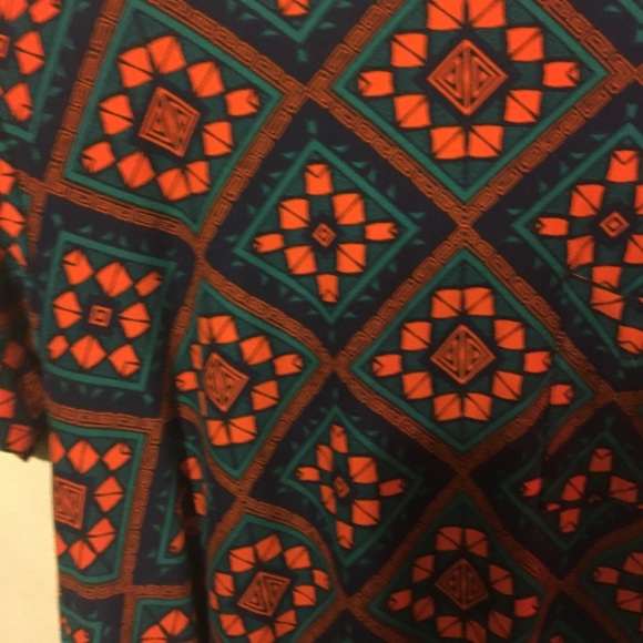 CLEARANCE S LuLaRoe Carly Leggings Material - Picture 2 of 3