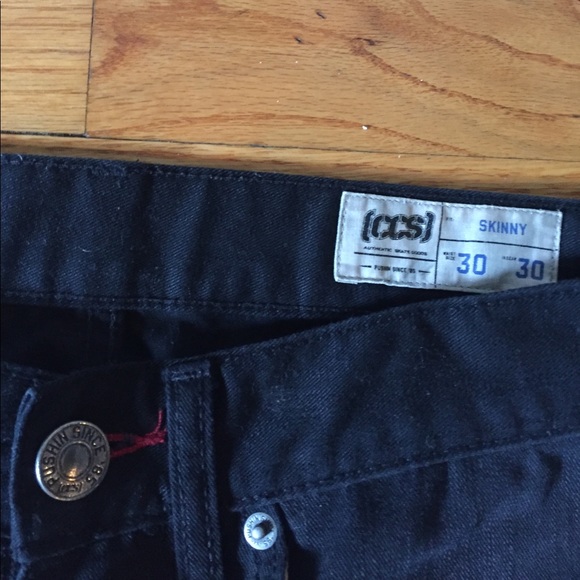 pants - Picture 2 of 3