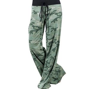 Camouflage sweatpants