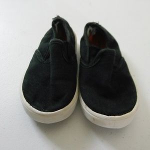 Black toddler slip on shoes