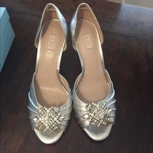 Glint size 8 formal shoe