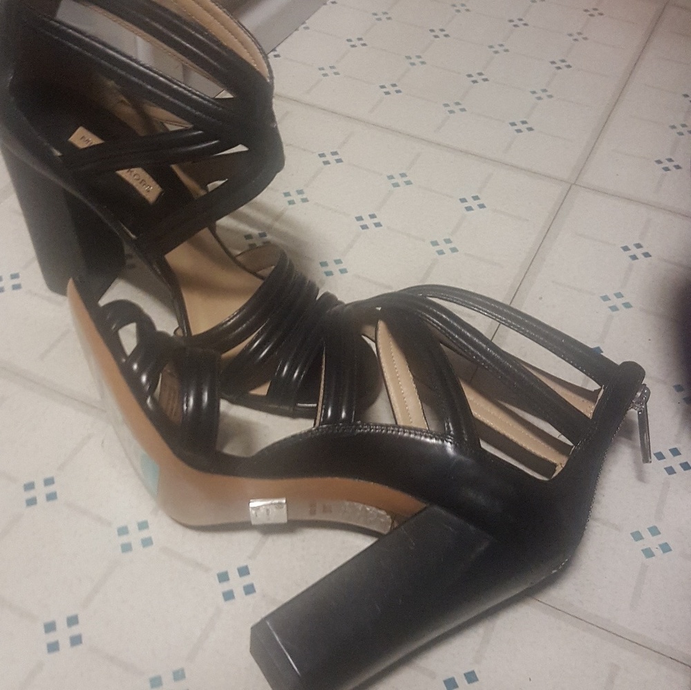 Pumps - Picture 3 of 3