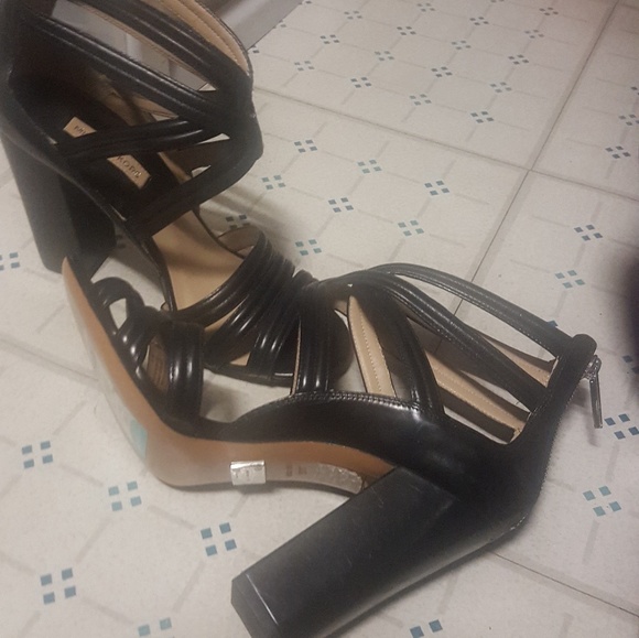 Pumps - Picture 3 of 3