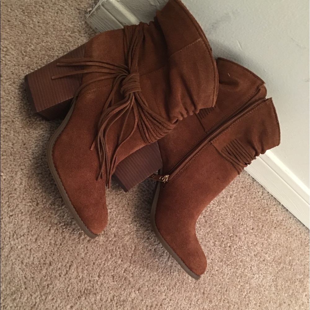 Jessica Simpson boots