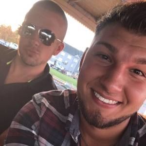 Meet your Posher, Seth