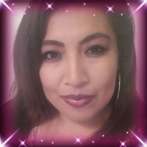 Meet your Posher, Angie