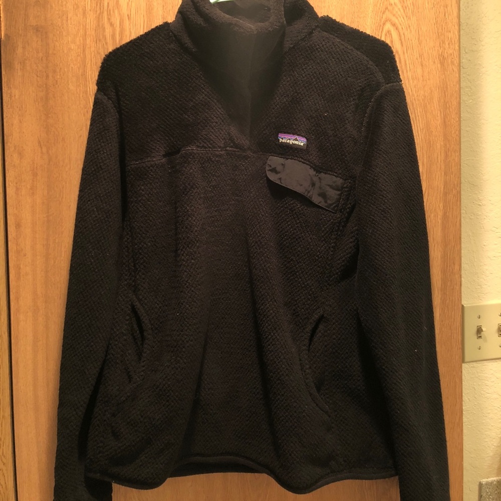 Warm Patagonia sweatshirt only worn once brand new