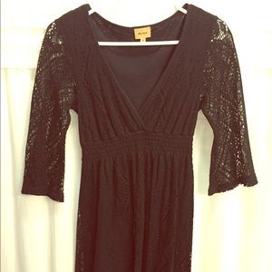 Ella Moss crochet sleeved v-neck dress