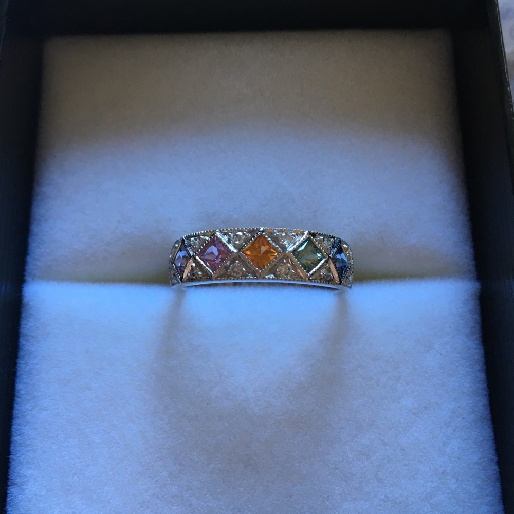 Genuine Fancy Sapphire Ring with diamonds