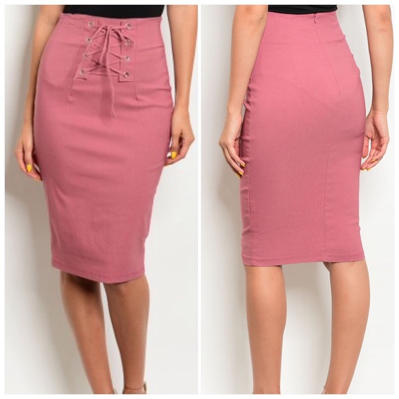 Dresses & Skirts - One Left Mauve Bodycon lace up midi skirt