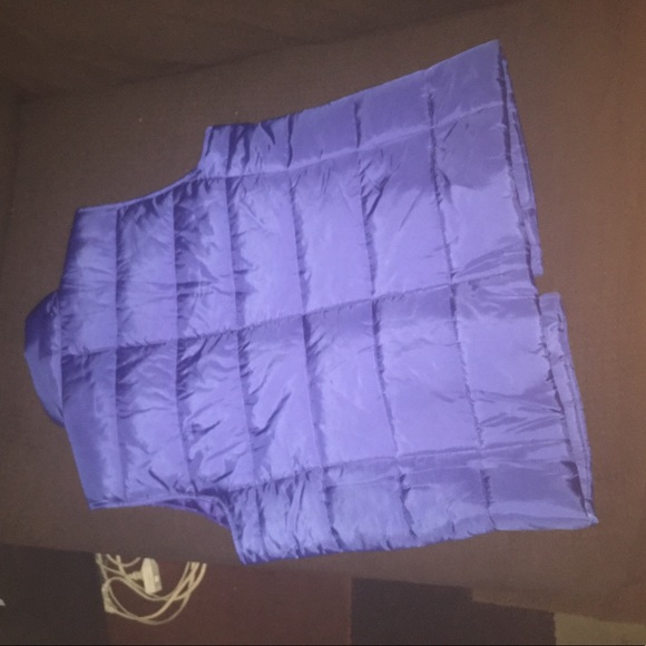 Outerwear vest - Picture 2 of 5