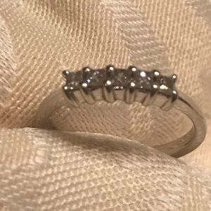 14K White Gold Ring