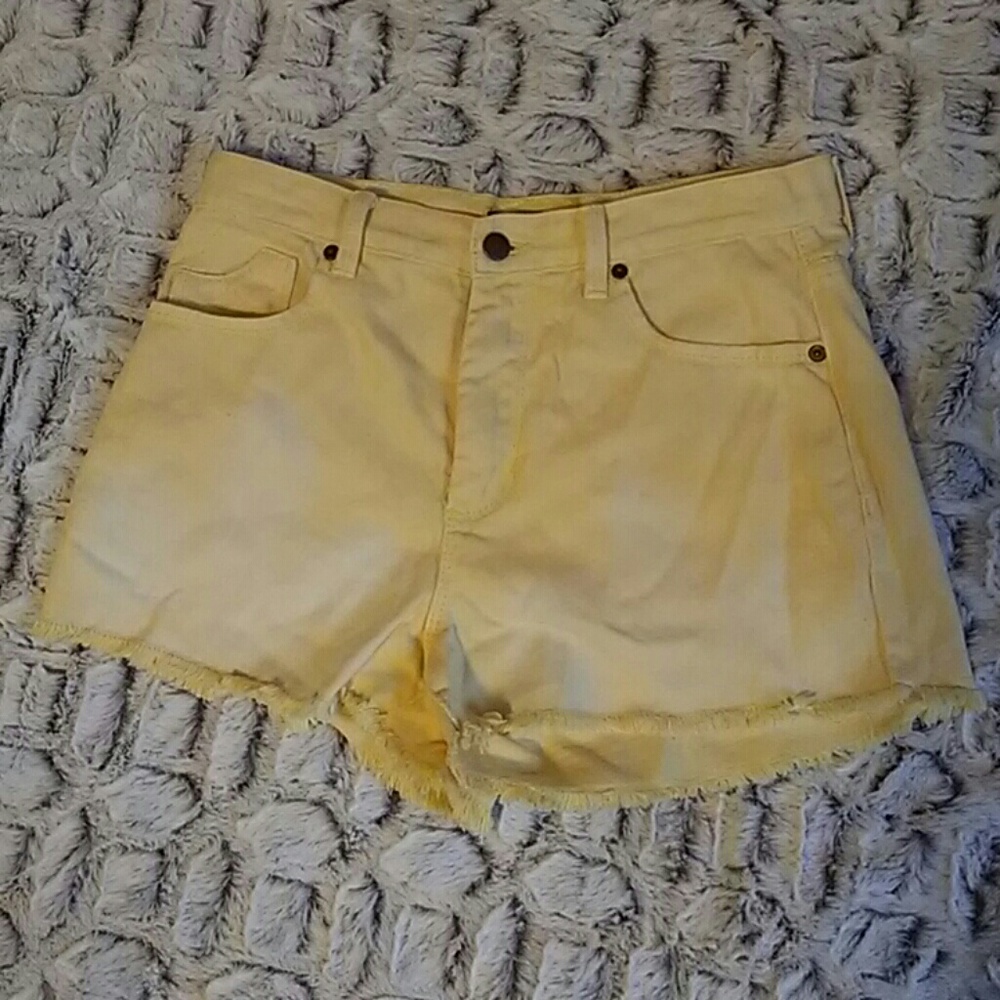 Forever 21 high waisted cut-off shorts
