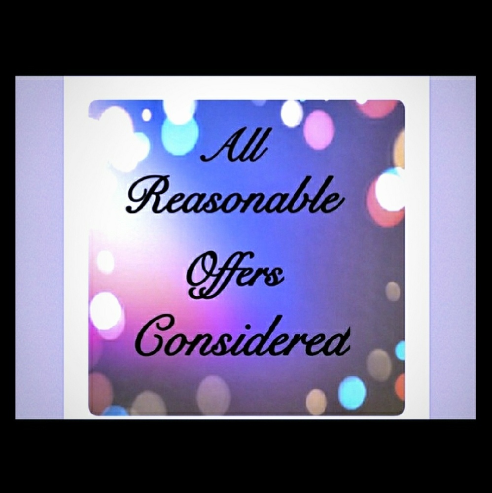 Amazing items and clothes at Great Prices!!!