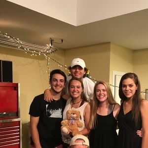 Meet your Posher, Justin