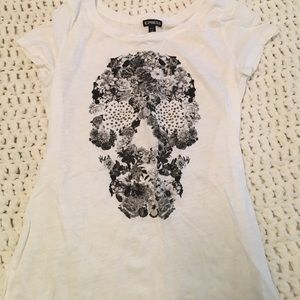 Express Skull Tee